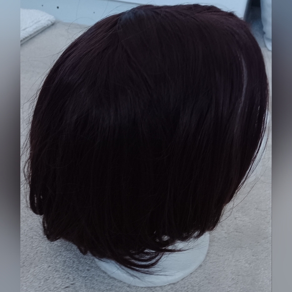 Unbranded~Dark Brown With Highlights 12 Inch Straight Modern Cut Bob Wig - Picture 7 of 13